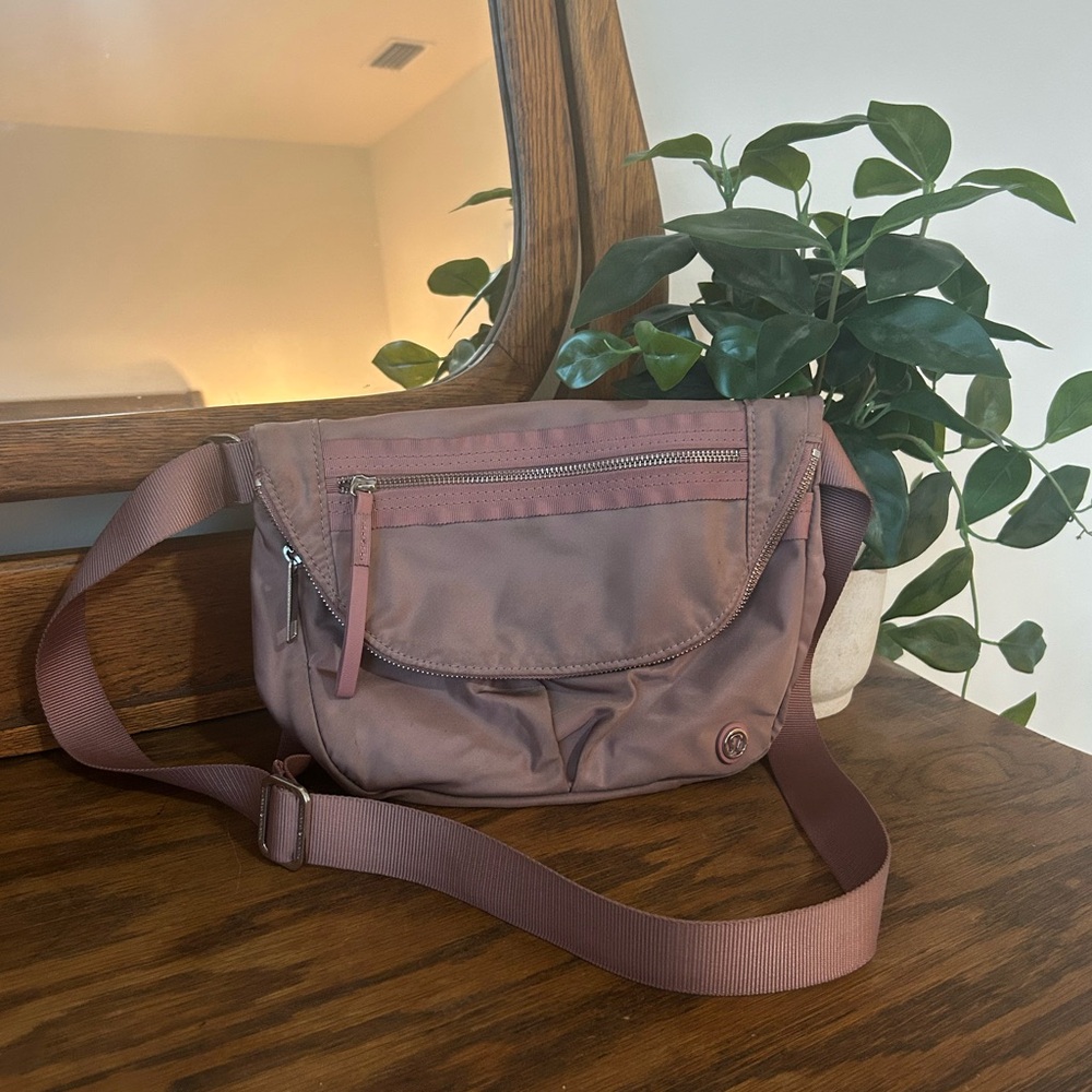 lululemon all night festival bag 5L